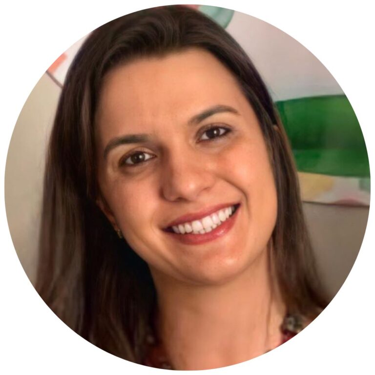 Táisa Resende Sousa